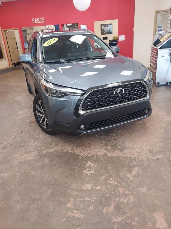 TOYOTA COROLLA CROSS 2024 7MUDAABG9RV088206 image